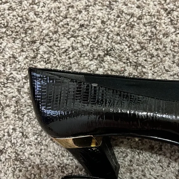 J. Reneè - Picture 6 of 10